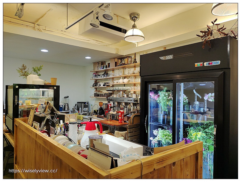 台北大安。千鳥咖啡 Chidori Coffee｜仁愛路三段巷弄內，日系文青手沖咖啡與素食甜點輕食～台北下午茶 x 建國花市美食 x 捷運大安森林公園站美食