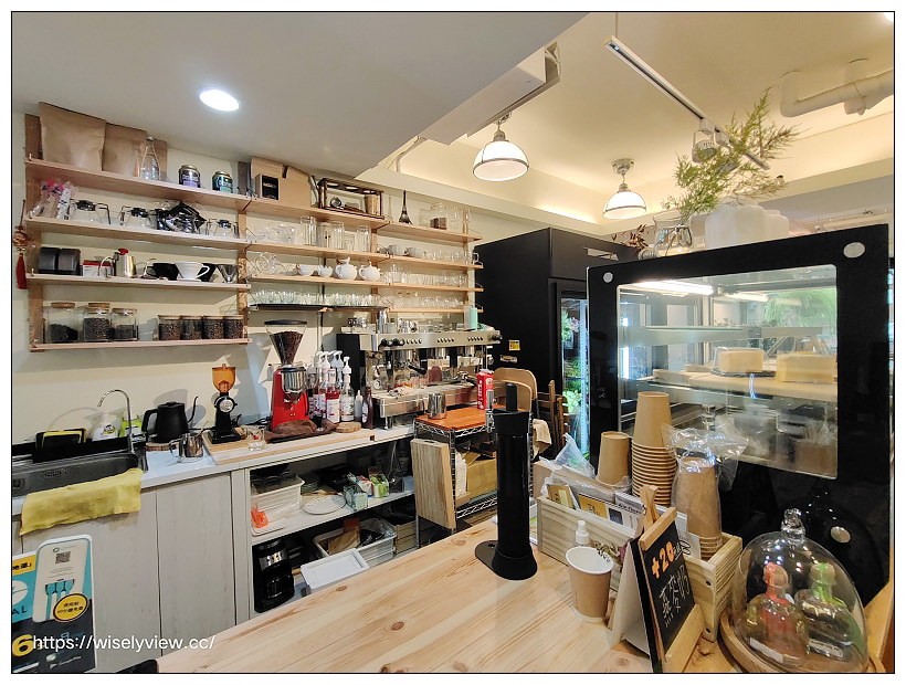 台北大安。千鳥咖啡 Chidori Coffee｜仁愛路三段巷弄內，日系文青手沖咖啡與素食甜點輕食～台北下午茶 x 建國花市美食 x 捷運大安森林公園站美食