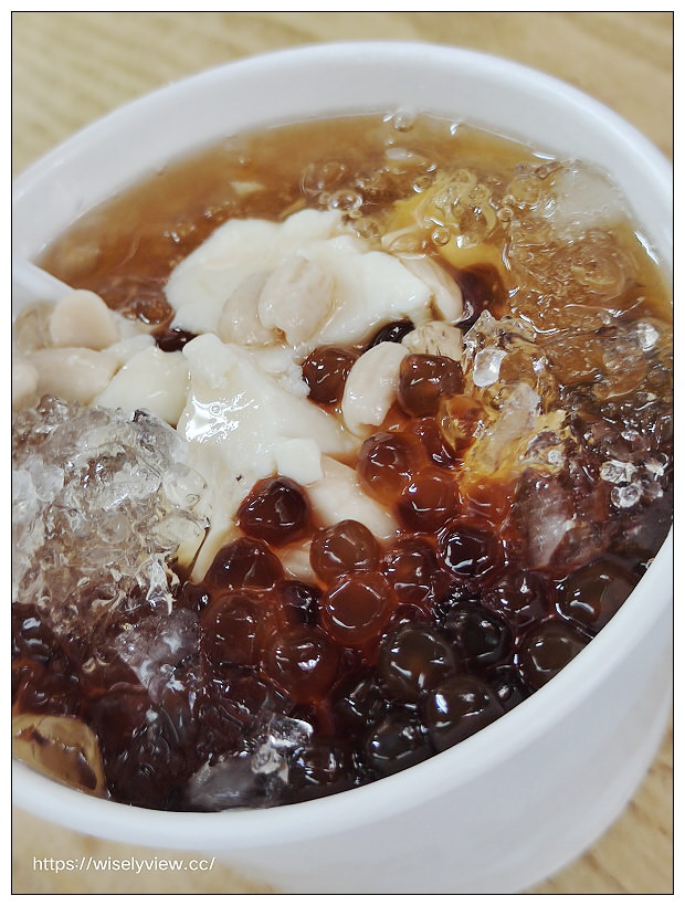 台北中正。城中豆花伯｜城中市場50年老字號銅板小吃～捷運西門站美食 x 城中市場美食 x 西門町美食