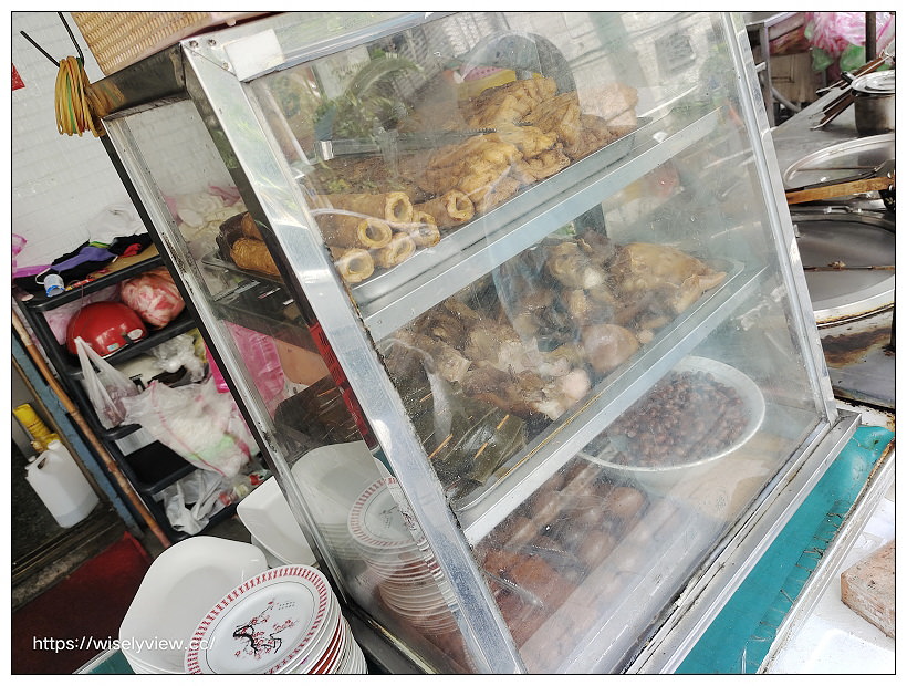 台北文山。福音小館藥膳牛肉麵｜景美萬隆在地私房美食，百元有找湯頭甘甜份量多，必嚐厚切豬耳朵～捷運萬隆站美食 x 景美美食 x 景美牛肉麵 x 台北牛肉麵