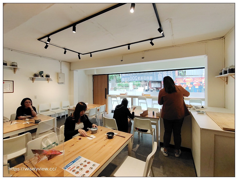 新北新店。林蜀墊川味麵堂︱巷弄內川味香辣麵食,藤椒紅油豬頭皮好吃~捷運七張站美食 x 新店美食 新北新店。林蜀墊川味麵堂︱巷弄內川味香辣麵食,藤椒紅油豬頭皮好吃~捷運七張站美食 x 新店美食