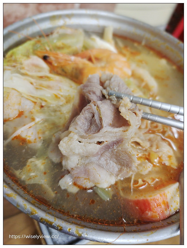湯媽精緻小火鍋︱湯頭佳火鍋料可換菜肉︱捷運景美站