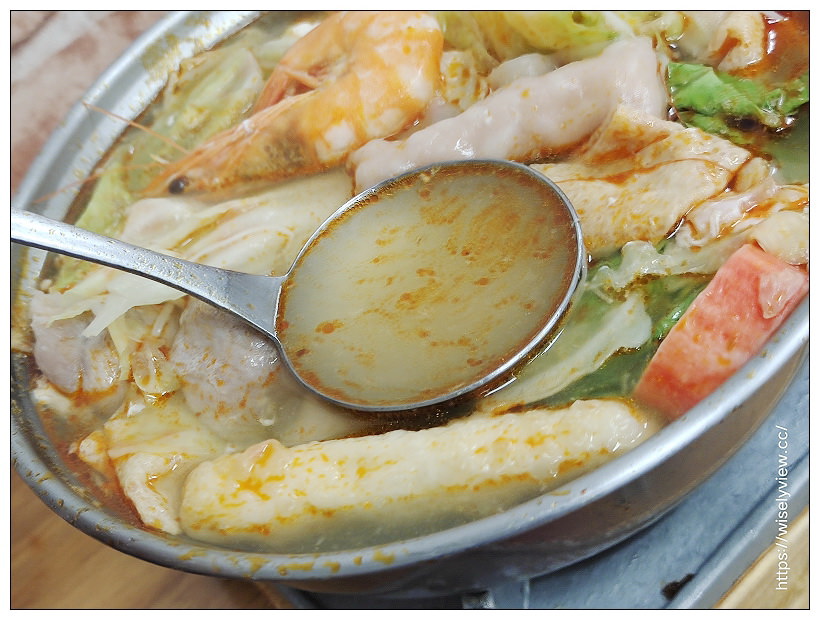 湯媽精緻小火鍋︱湯頭佳火鍋料可換菜肉︱捷運景美站