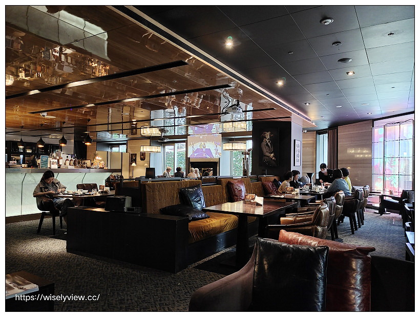 台北大安。慕軒飯店 – URBAN331：隱藏版甜點2021｜法式香緹草莓蛋糕、東方美人生乳捲附培茶生巧克力、可可生乳捲附松露巧克力，餐飲通用券更超值！