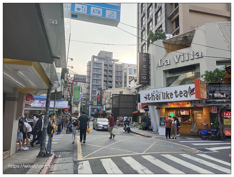 幸福村潤餅｜台大公館老字號︱鮪魚加瘦肉綜合口味清淡︱捷運公館站