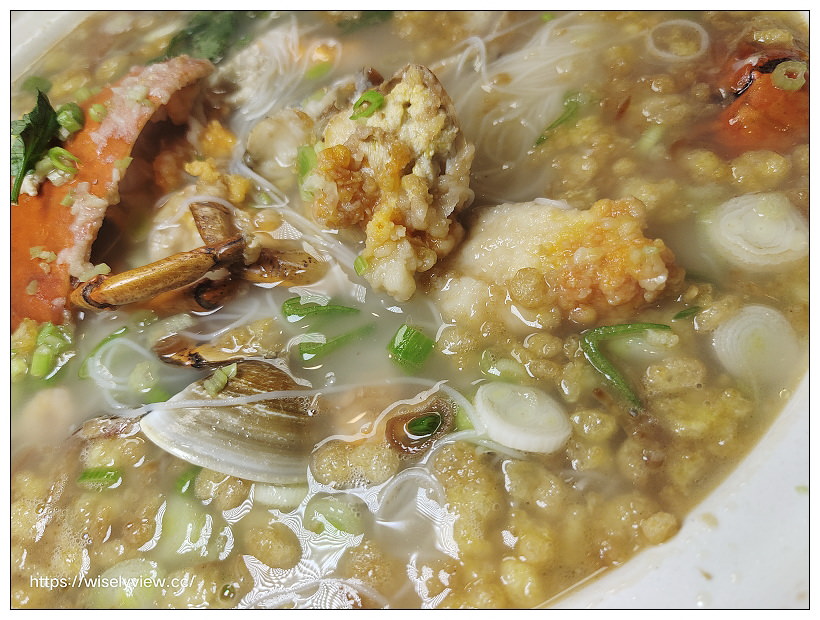 台北松山。點水樓南京店︱2021秋蟹料理：紅蟳米粉鍋、火焰櫻桃鴨二吃、金沙賽螃蟹、黑蒜蟹黃小籠湯包～捷運台北小巨蛋站美食 x 米其林必比登美食