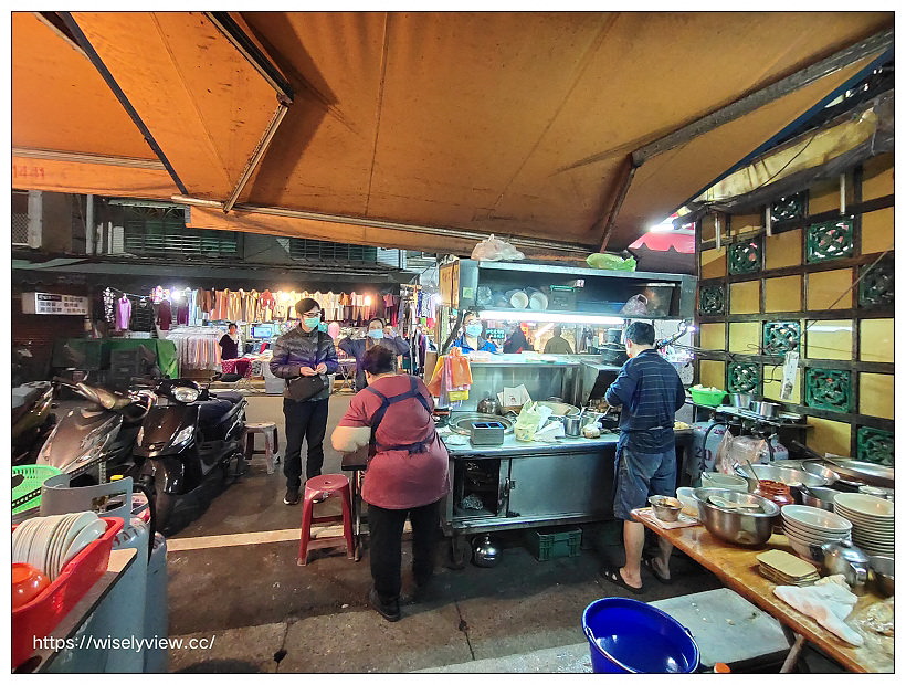 歇業。景美廟口臭豆腐︱必吃炸臭豆腐、鴨血豆腐和米腸