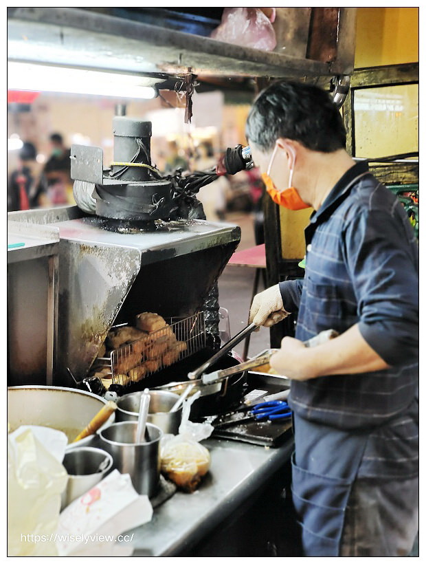 歇業。景美廟口臭豆腐︱必吃炸臭豆腐、鴨血豆腐和米腸