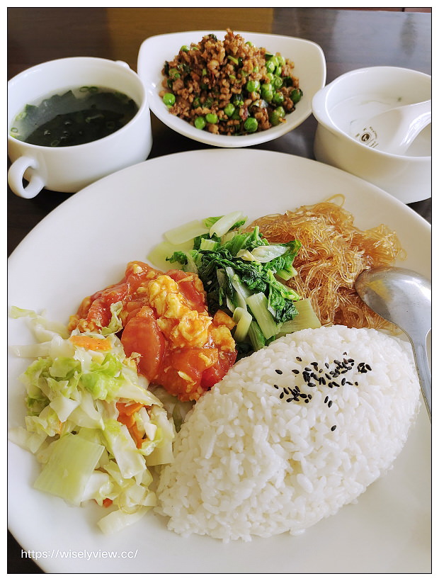 台北文山。泰好味泰式料理︱泰式打抛豬肉飯(午間套餐)～福興路美食 x 景美美食 x 捷運萬芳醫院站美食