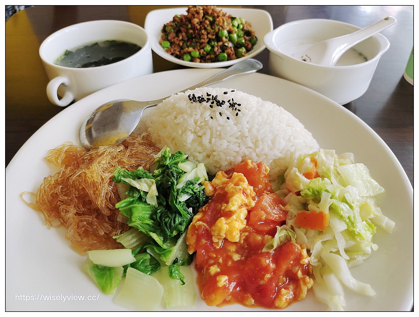 台北文山。泰好味泰式料理︱泰式打抛豬肉飯(午間套餐)～福興路美食 x 景美美食 x 捷運萬芳醫院站美食