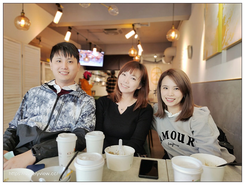 台北松山。信本家美食外送廚房 光復八德店︱五大餐飲品牌雲端廚房美食,燒肉丼、烏龍麵、炸雞、漢堡和沙拉一次享用,外送平台現場享用外帶皆好吃 台北松山。信本家美食外送廚房 光復八德店︱五大餐飲品牌雲端廚房美食,燒肉丼、烏龍麵、炸雞、漢堡和沙拉一次享用,外送平台現場享用外帶皆好吃