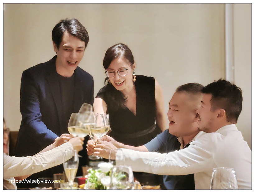 JK Studio 義法餐廳－桃園華泰店｜情侶約會打卡餐廳首選，餐點精緻豐富高質感，環境日夜皆美～華泰名品城美食 x 高鐵桃園站美食 x 青埔美食 x 桃園美食