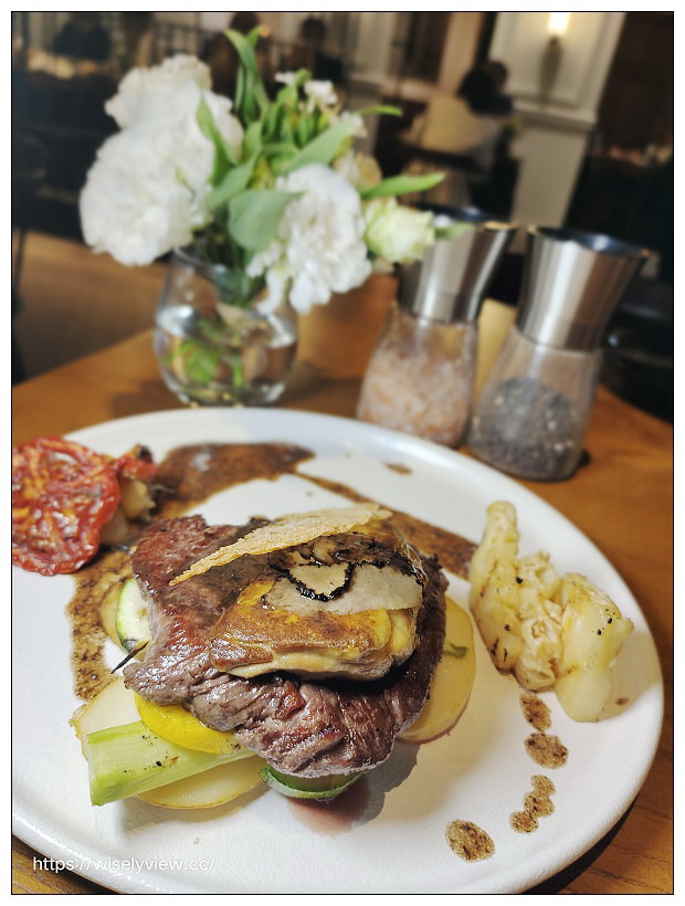 JK Studio 義法餐廳－桃園華泰店｜情侶約會打卡餐廳首選，餐點精緻豐富高質感，環境日夜皆美～華泰名品城美食 x 高鐵桃園站美食 x 青埔美食 x 桃園美食