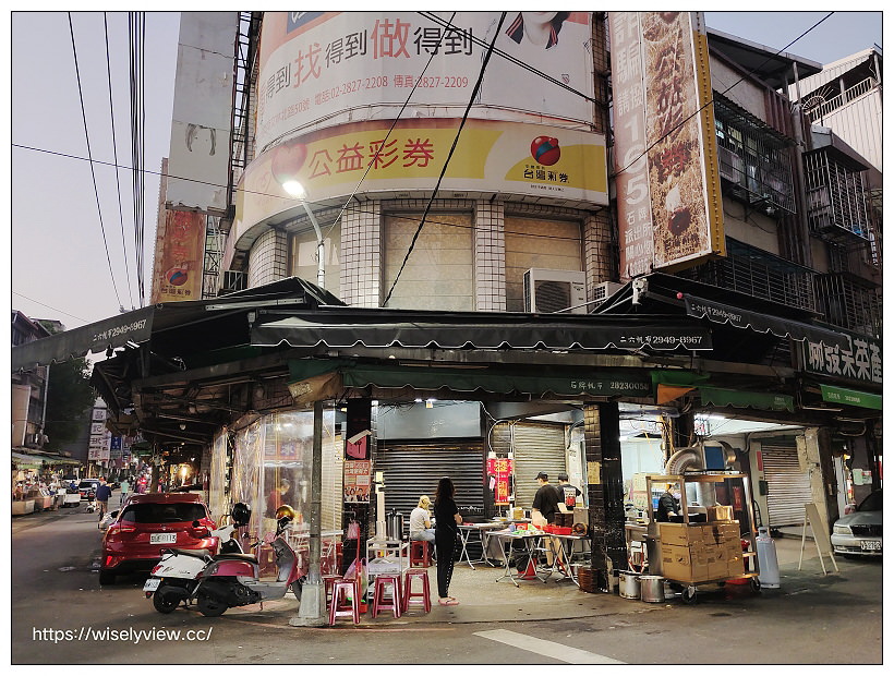 台北北投。石牌自強市場 六分熟牛排︱路邊攤鐵板原肉牛排～捷運石牌站美食 x 石牌美食 x 北投美食