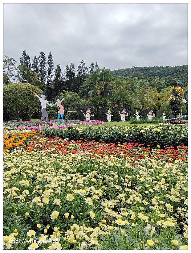 2021士林官邸菊展。菊來運轉 11/26-12/12 交通路線停車︱旋轉大立菊、巨型恐龍、笑笑羊拍照打卡資訊