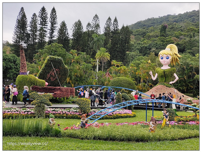 2021士林官邸菊展。菊來運轉 11/26-12/12 交通路線停車︱旋轉大立菊、巨型恐龍、笑笑羊拍照打卡資訊