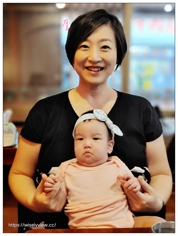 台北中正。泰味鮮泰式主題餐廳︱台大公館泰國熱炒餐廳，環境舒適菜色多，推薦椒麻雞和月亮蝦餅～捷運公館站美食 x 台大公館美食 x 自來水博物館美食