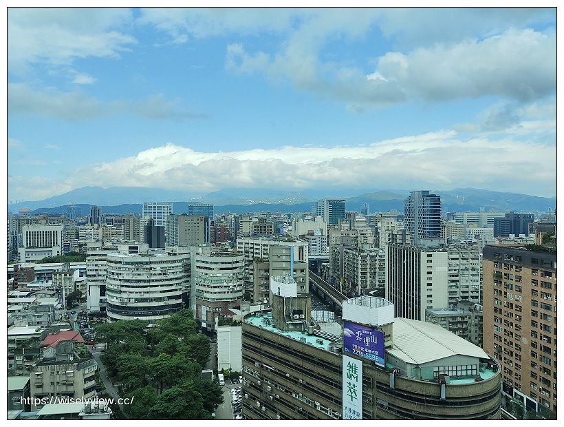 台北大安。點水樓SOGO復興店︱2021煲燒補湯冬季限定：砂鍋大魚頭or砂鍋羊肉湯四人合餐，還有大直店招牌港點五道～捷運忠孝復興站美食 x 米其林比必登