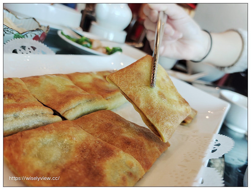 台北大安。點水樓SOGO復興店︱2021煲燒補湯冬季限定：砂鍋大魚頭or砂鍋羊肉湯四人合餐，還有大直店招牌港點五道～捷運忠孝復興站美食 x 米其林比必登