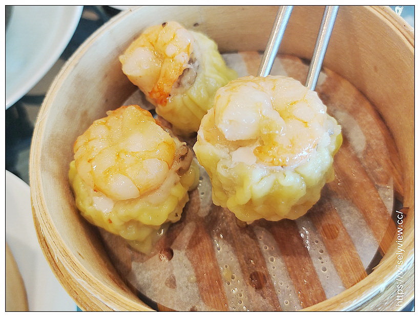 台北大安。點水樓SOGO復興店︱2021煲燒補湯冬季限定：砂鍋大魚頭or砂鍋羊肉湯四人合餐，還有大直店招牌港點五道～捷運忠孝復興站美食 x 米其林比必登