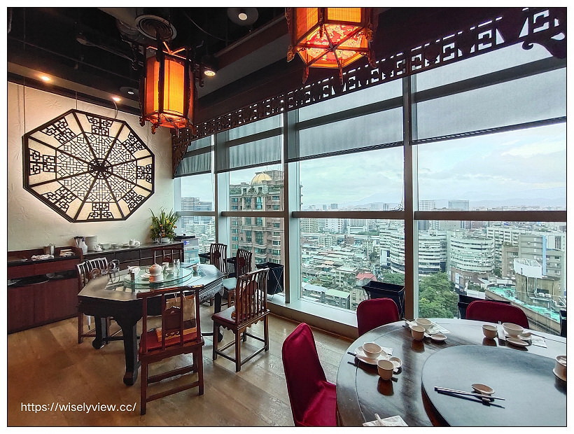 台北大安。點水樓SOGO復興店︱2021煲燒補湯冬季限定：砂鍋大魚頭or砂鍋羊肉湯四人合餐，還有大直店招牌港點五道～捷運忠孝復興站美食 x 米其林比必登