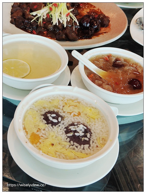 台北大安。點水樓SOGO復興店︱2021煲燒補湯冬季限定：砂鍋大魚頭or砂鍋羊肉湯四人合餐，還有大直店招牌港點五道～捷運忠孝復興站美食 x 米其林比必登