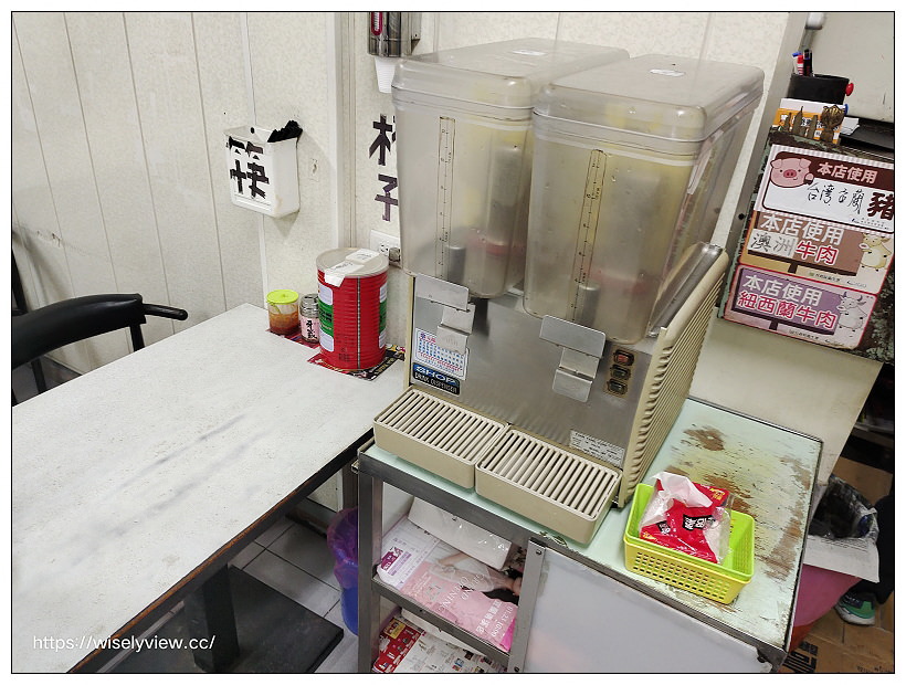 宜蘭礁溪。哥爸妻夫牛排館︱在地30年好停車,平價排餐、牛肉麵與炒飯~礁溪牛排 x 龍潭湖美食 宜蘭礁溪。哥爸妻夫牛排館︱在地30年好停車,平價排餐、牛肉麵與炒飯~礁溪牛排 x 龍潭湖美食