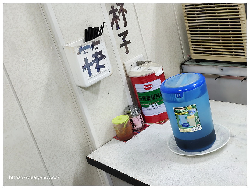 宜蘭礁溪。哥爸妻夫牛排館︱在地30年好停車,平價排餐、牛肉麵與炒飯~礁溪牛排 x 龍潭湖美食 宜蘭礁溪。哥爸妻夫牛排館︱在地30年好停車,平價排餐、牛肉麵與炒飯~礁溪牛排 x 龍潭湖美食