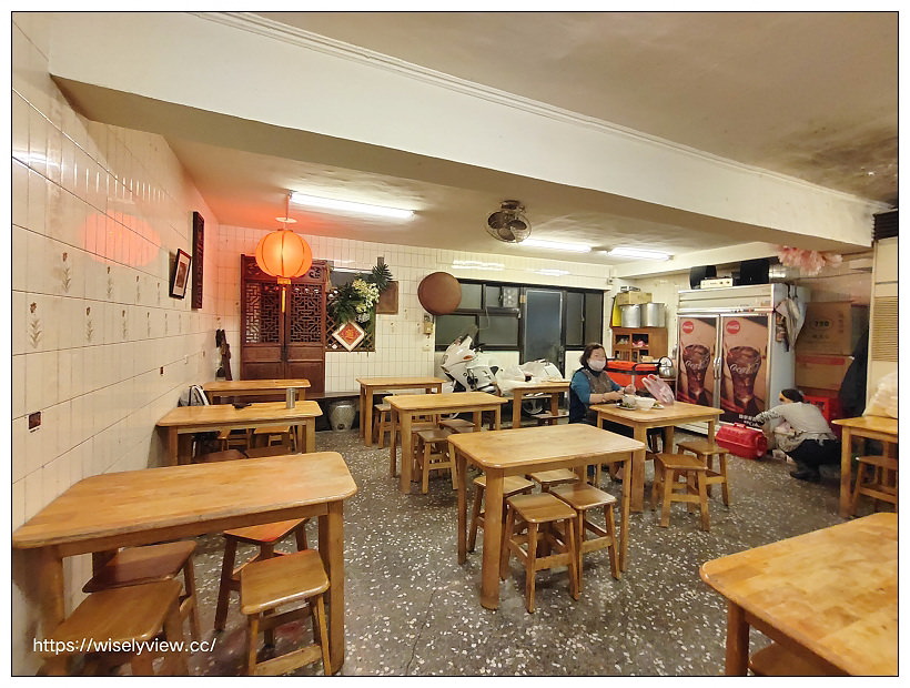 這一家麵店︱興德市場米粉湯黑白切，特推滷鍋大腸頭︱捷運萬芳醫院站