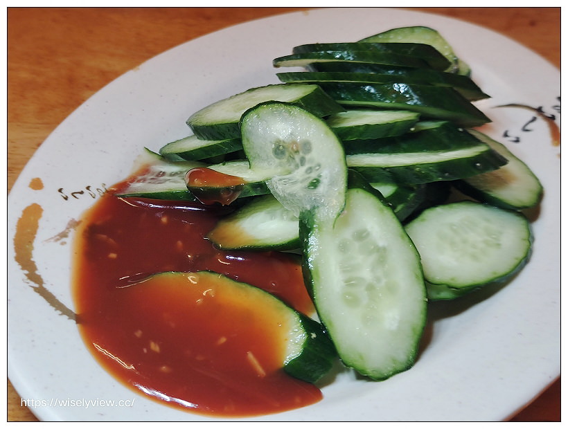 這一家麵店︱興德市場米粉湯黑白切，特推滷鍋大腸頭︱捷運萬芳醫院站