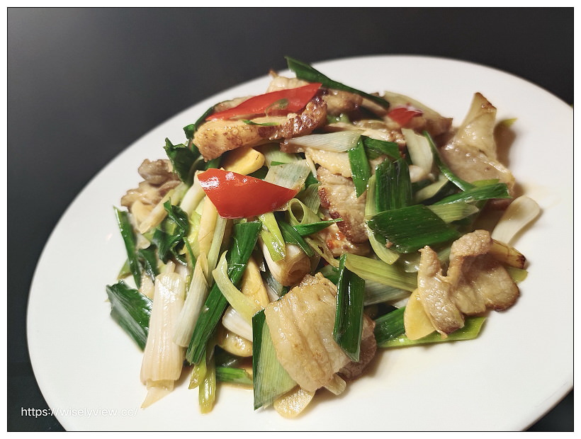 台北大安。點水樓SOGO復興店︱2021煲燒補湯(冬季限定)：砂鍋火烔雞六人合餐 + 特製手工大壽桃，W爸79歲慶生聚餐～捷運忠孝復興站美食 x 米其林必比登