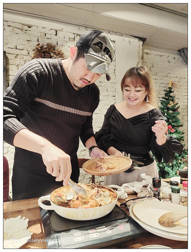 台北大安。pm wine to chill︱生活中，找到隨意放鬆自在的角落～葡萄酒專賣店且外帶享優惠，每個月固定舉辦多主題課程，還有活動包場與租借服務