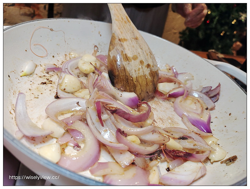 台北大安。pm wine to chill︱生活中，找到隨意放鬆自在的角落～葡萄酒專賣店且外帶享優惠，每個月固定舉辦多主題課程，還有活動包場與租借服務