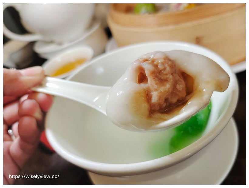 台北松山。點水樓南京店︱現作手搖元宵每日兩回，可內用外帶，還有新品桂花糖藕～捷運小巨蛋站美食