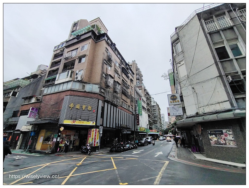 台北中山。華國飯店 帝國會館︱潮廣料理與私房菜，烤鴨三吃、蝦醬三層肉～捷運中山國小站美食 x 雙城街美食 x 晴光市場美食 x 林森北路美食 x 台北烤鴨