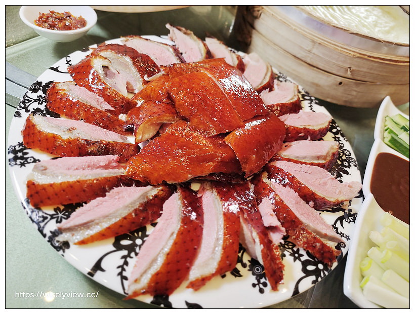 台北中山。華國飯店 帝國會館︱潮廣料理與私房菜，烤鴨三吃、蝦醬三層肉～捷運中山國小站美食 x 雙城街美食 x 晴光市場美食 x 林森北路美食 x 台北烤鴨