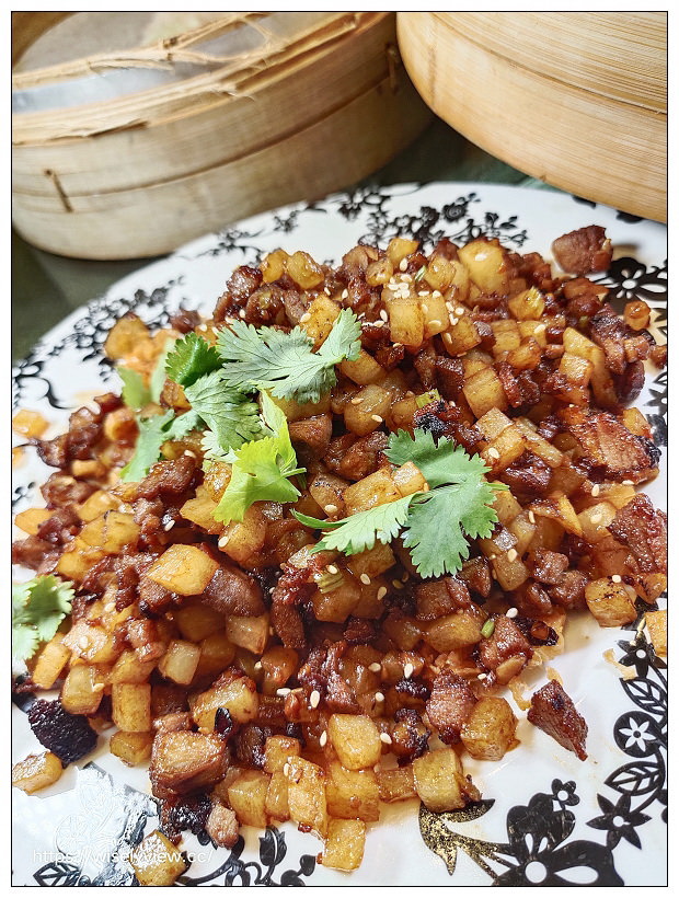 台北中山。華國飯店 帝國會館︱潮廣料理與私房菜，烤鴨三吃、蝦醬三層肉～捷運中山國小站美食 x 雙城街美食 x 晴光市場美食 x 林森北路美食 x 台北烤鴨