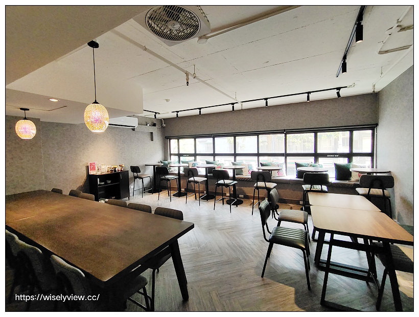 台北內湖。這樣生活咖啡 Vida Asi Cafe︱全日不限時免費網路插座，主打手作原型食材百元價～捷運西湖站美食 x 內湖早午餐 x 內湖美食 x 內湖寵物友善餐廳