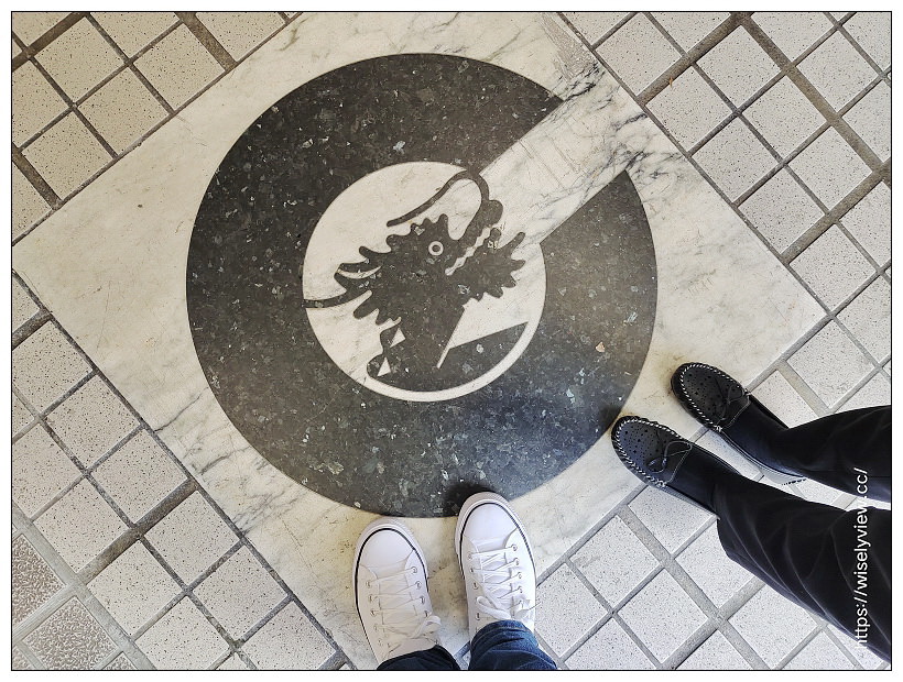 台北中正。J&J CAFE︱咖啡早午餐，肉桂捲好吃～捷運西門站美食 x 衡陽路美食 x 重慶南路美食 x 228公園美食 x 總統府美食 x 西門町美食 x 中山堂美食