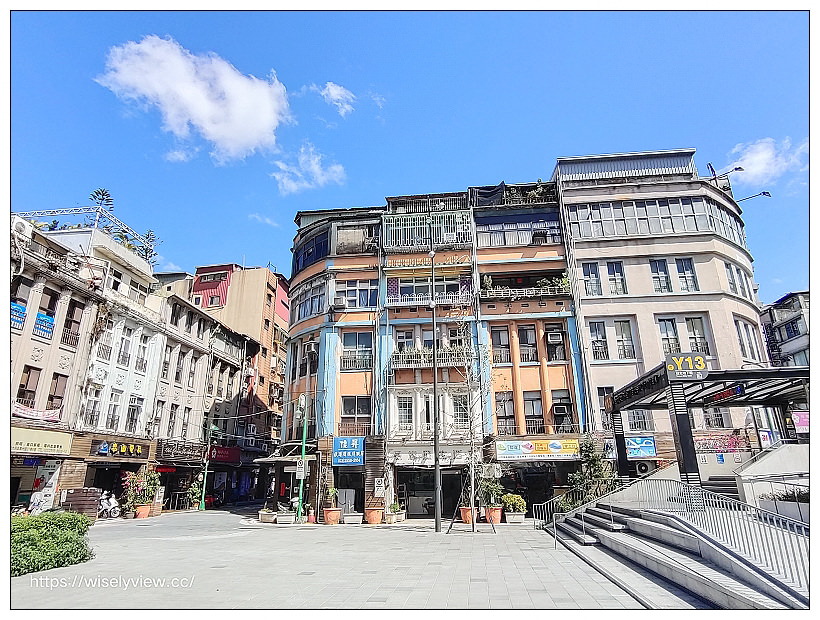 台北中正。君品酒店 Palais de Chine Hotel︱「文藝住房 查理五世總統套房導覽」一泊二食住宿專案，免費享用早晚餐，還有高質感套房與專人典故介紹