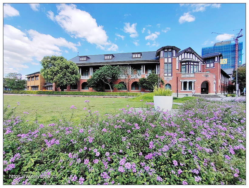 台北中正。君品酒店 Palais de Chine Hotel︱「文藝住房 查理五世總統套房導覽」一泊二食住宿專案，免費享用早晚餐，還有高質感套房與專人典故介紹