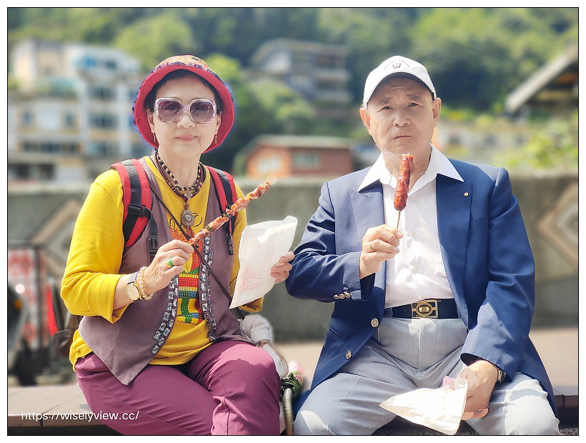 烏來老街美食。山地美食屋︱百元價格服務親切山產野菜種類多,必嚐魚蝦雙拼、珠蔥煎蛋與馬告雞湯 烏來老街美食。山地美食屋︱百元價格服務親切山產野菜種類多,必嚐魚蝦雙拼、珠蔥煎蛋與馬告雞湯
