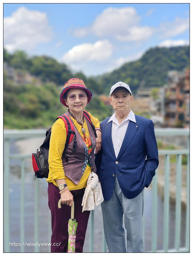 烏來老街美食。山地美食屋︱百元價格服務親切山產野菜種類多,必嚐魚蝦雙拼、珠蔥煎蛋與馬告雞湯 烏來老街美食。山地美食屋︱百元價格服務親切山產野菜種類多,必嚐魚蝦雙拼、珠蔥煎蛋與馬告雞湯