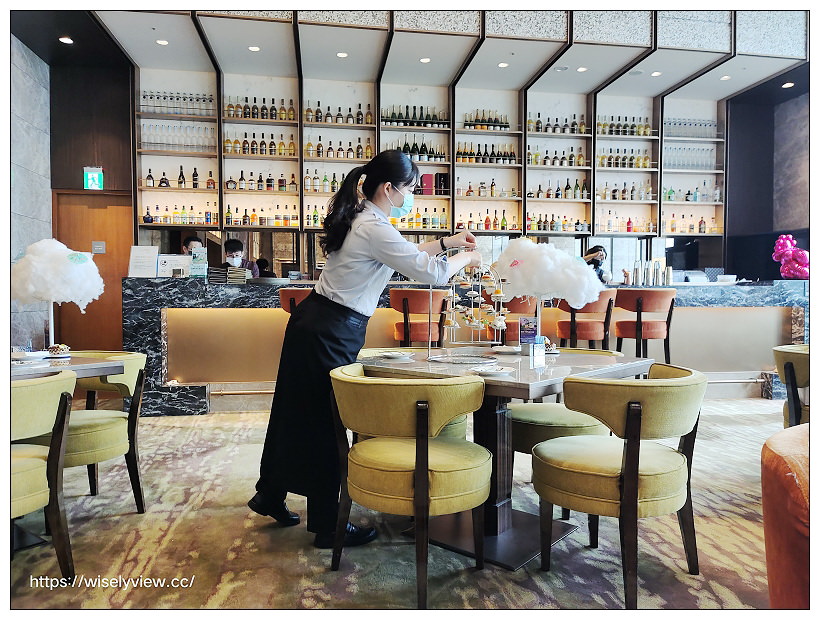 台北六福萬怡酒店。JC Cat 鳥籠下午茶：跟著雲朵去旅行 – 南洋泰國篇︱視覺系開胃鹹甜點與色彩繽紛飲品～捷運南港站美食 x 南港下午茶 x 南港車站美食