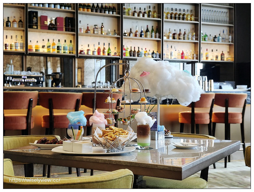 台北六福萬怡酒店。JC Cat 鳥籠下午茶：跟著雲朵去旅行 – 南洋泰國篇︱視覺系開胃鹹甜點與色彩繽紛飲品～捷運南港站美食 x 南港下午茶 x 南港車站美食