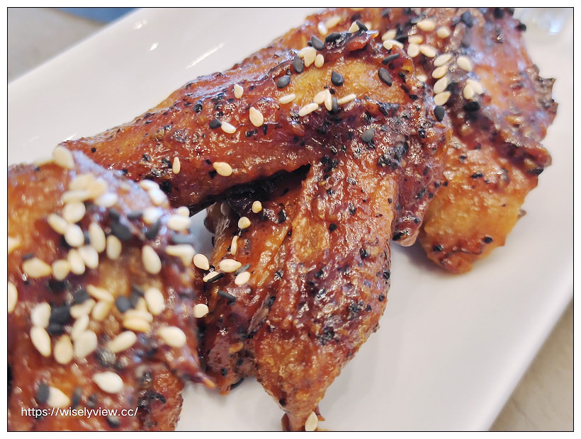 台北六福萬怡酒店。JC Cat 鳥籠下午茶：跟著雲朵去旅行 – 南洋泰國篇︱視覺系開胃鹹甜點與色彩繽紛飲品～捷運南港站美食 x 南港下午茶 x 南港車站美食