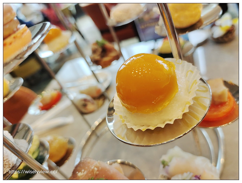 台北六福萬怡酒店。JC Cat 鳥籠下午茶：跟著雲朵去旅行 – 南洋泰國篇︱視覺系開胃鹹甜點與色彩繽紛飲品～捷運南港站美食 x 南港下午茶 x 南港車站美食