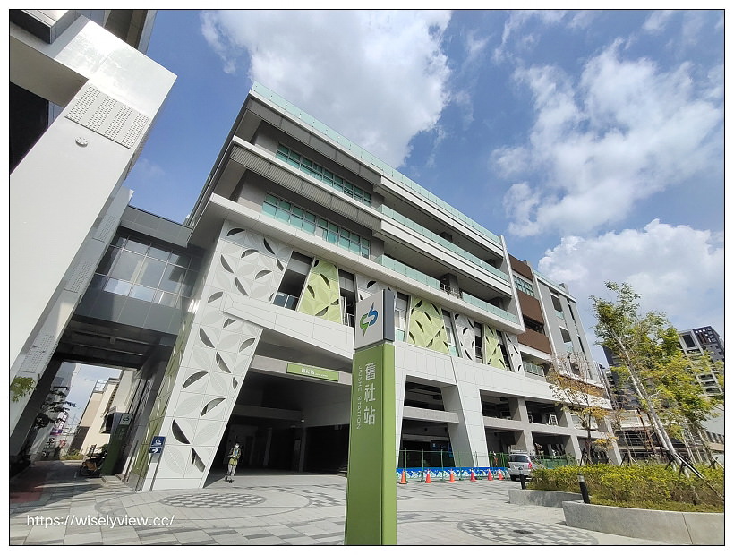 台中北屯。木木行館 Motel Lin︱多功能主題玩樂休憩住宿，室內樓層滑水道與游泳池～捷運舊社站5分鐘