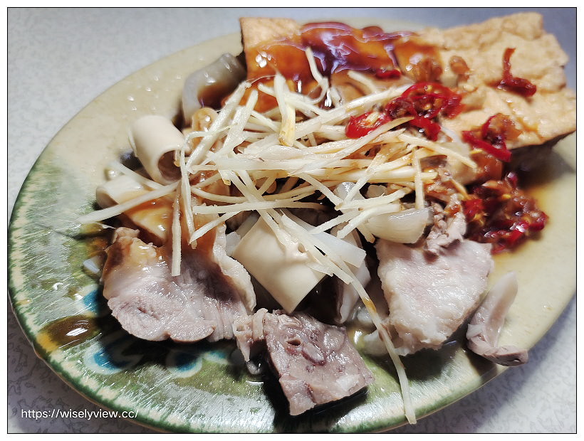 台北中正。黑白切南機場美食︱麵食20元、黑白切30元，24小時營業可內用外帶宵夜~南機場夜市美食