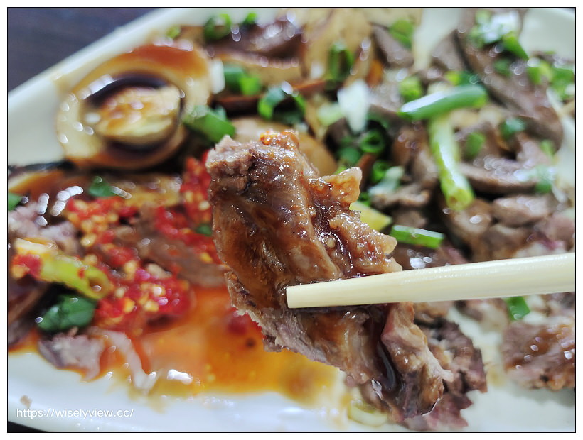 石碇頭骨肉老店︱原八分寮小吃店，古早味黑白切，必吃三招牌大推～石碇美食 x 石碇小吃 x 石碇黑白切